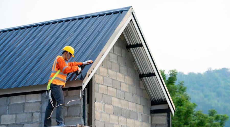 Professional gutter cleaning in Ringgold, PA